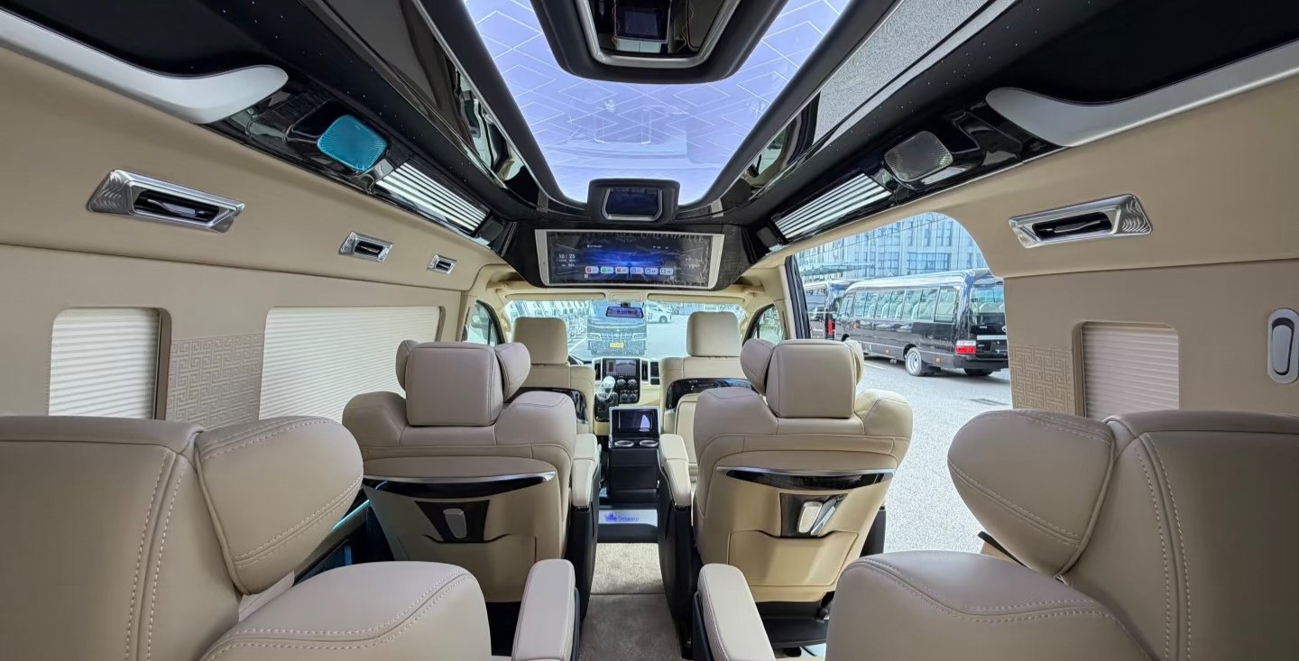 Toyota Hiace seating rows and central aisle reference